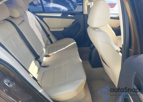 2013 Volkswagen Jetta 2.5L Se from USA, damaged, VIN 3VWDX7AJ0DM410293